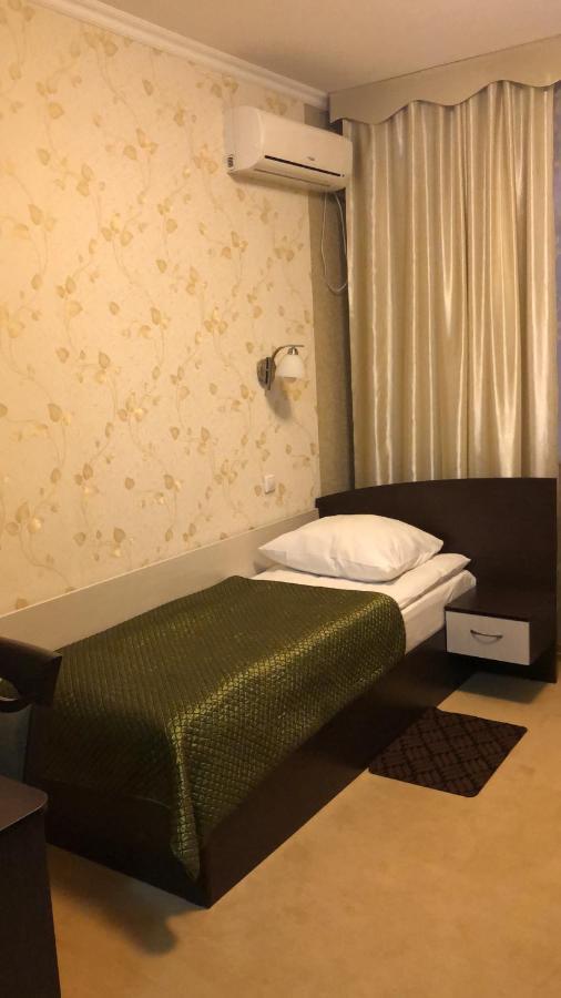 Mereke Hotel Ust-Kamenogorsk Ngoại thất bức ảnh