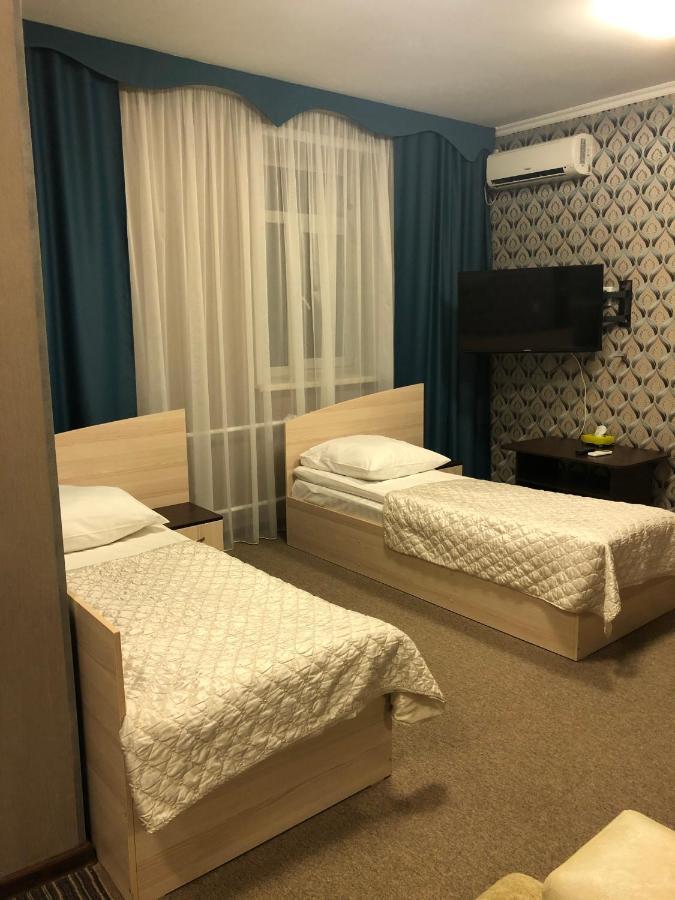 Mereke Hotel Ust-Kamenogorsk Ngoại thất bức ảnh